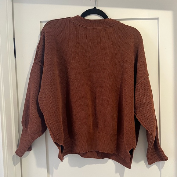 ✨Abercrombie Cozy Brown Knit Sweater✨ - Picture 5 of 9